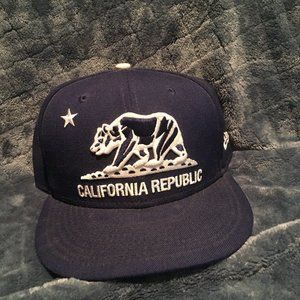 Fitted New Era 7 3/4 California Republic Hat